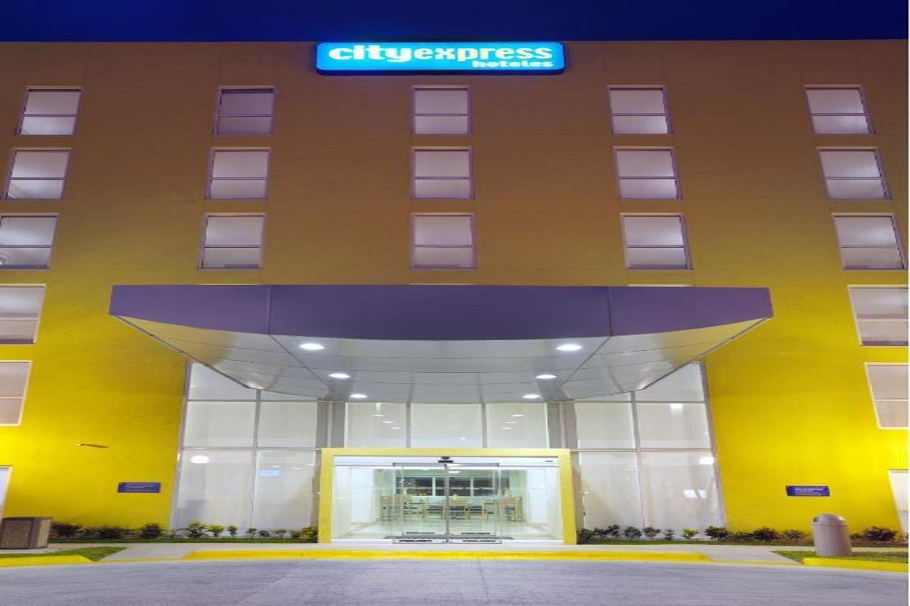 City Express Junior By Marriott Cancún Eksteriør billede