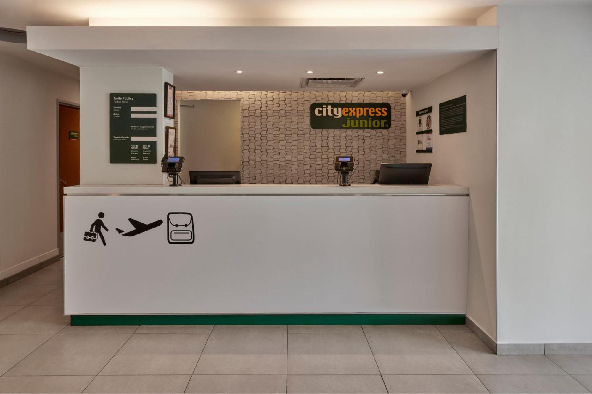 City Express Junior By Marriott Cancún Eksteriør billede
