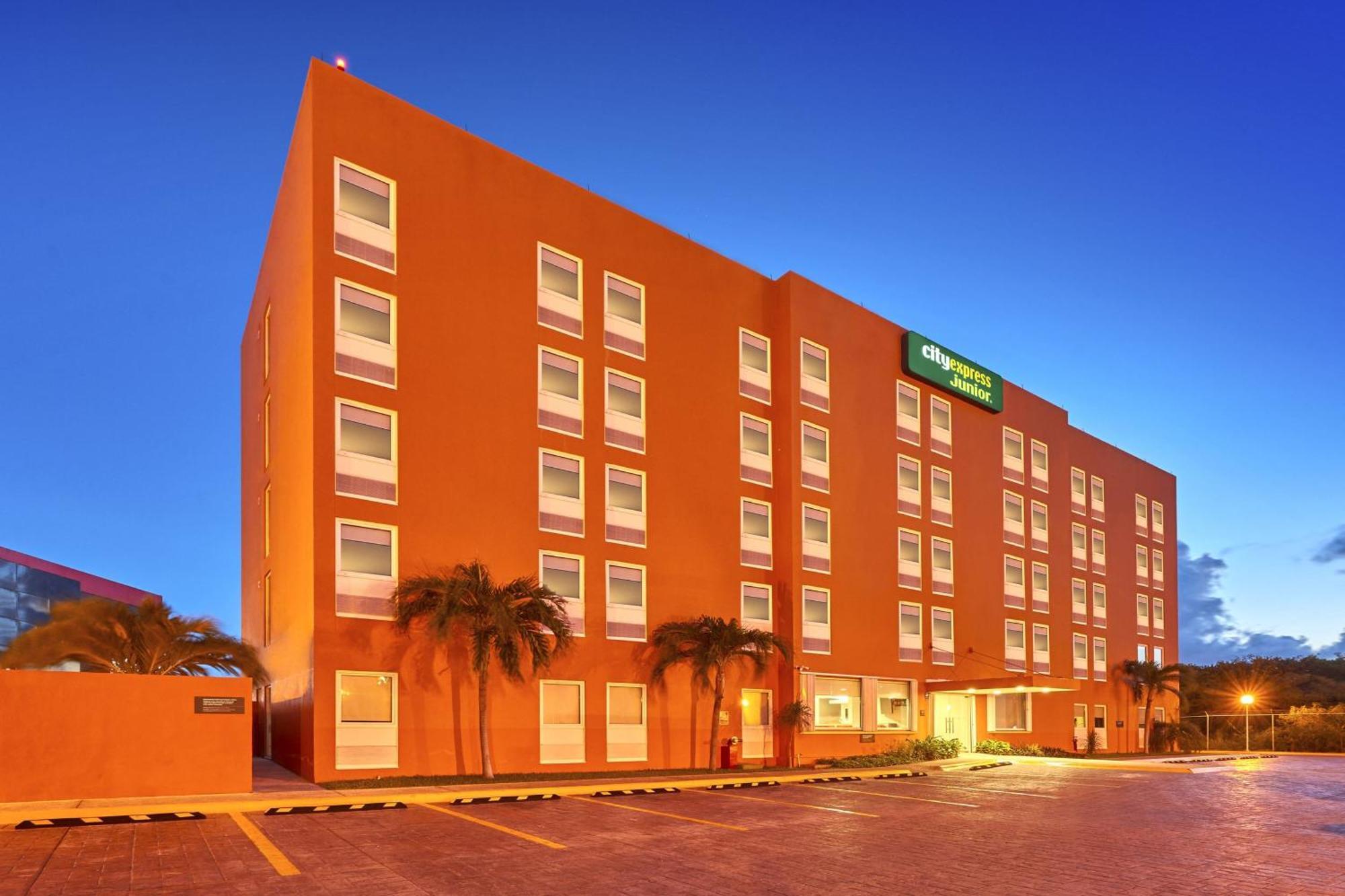 City Express Junior By Marriott Cancún Eksteriør billede