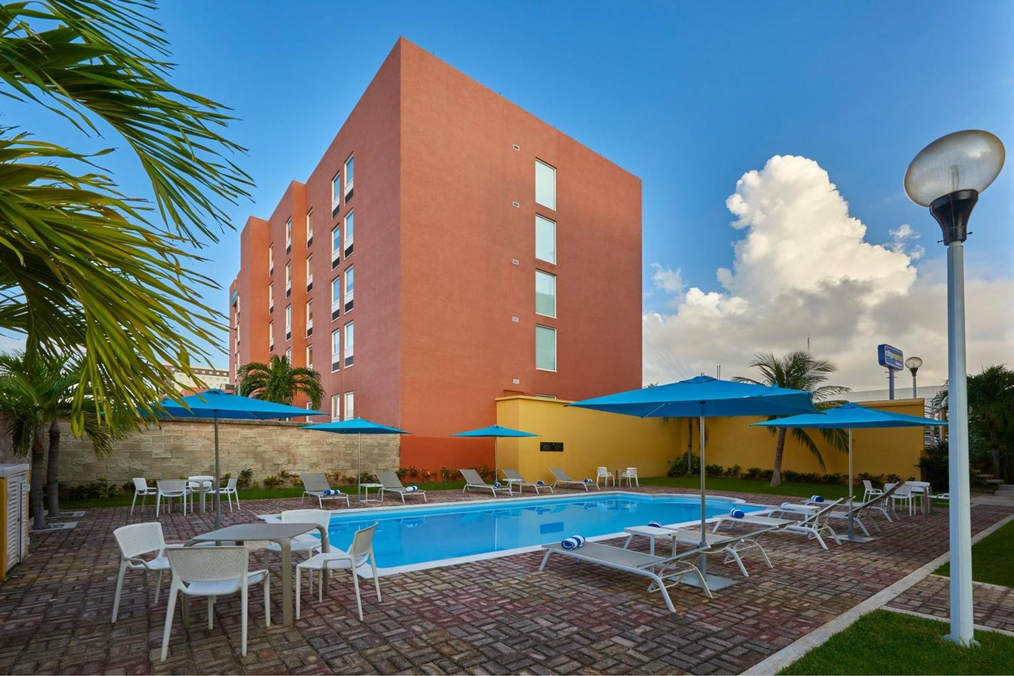 City Express Junior By Marriott Cancún Eksteriør billede